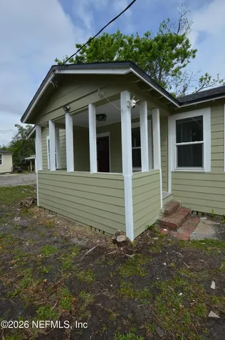 311 Chestnut Drive Jacksonville FL 32208