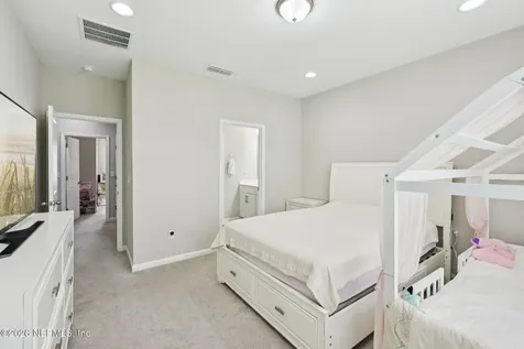 32 Fieldfare Lane St. Augustine FL 32092