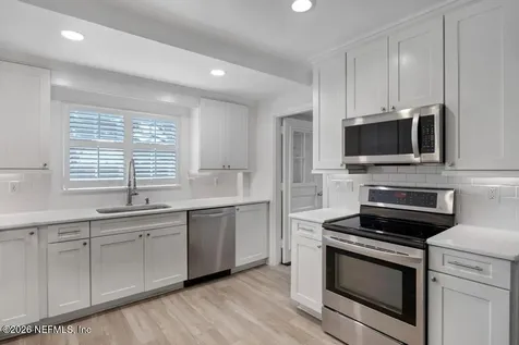 5553 Salerno Road Jacksonville FL 32244