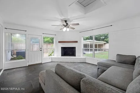 5553 Salerno Road Jacksonville FL 32244