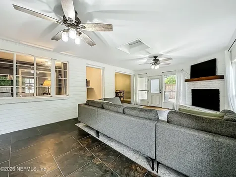 5553 Salerno Road Jacksonville FL 32244
