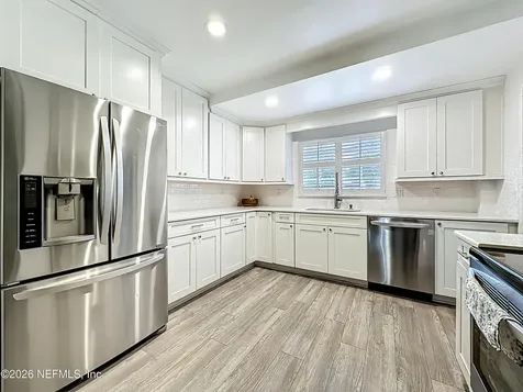 5553 Salerno Road Jacksonville FL 32244