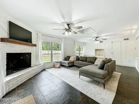 5553 Salerno Road Jacksonville FL 32244