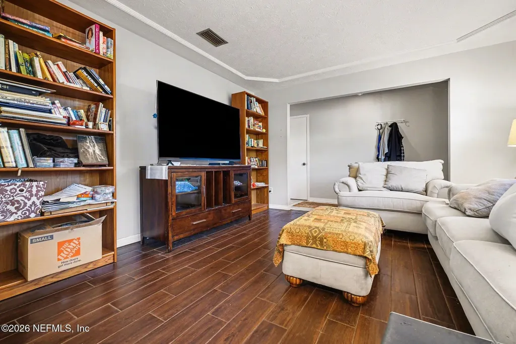 4994 Pine Cone Court Jacksonville FL 32210