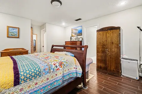 4994 Pine Cone Court Jacksonville FL 32210