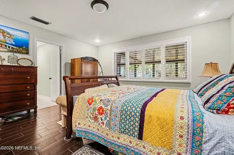 4994 Pine Cone Court Jacksonville FL 32210