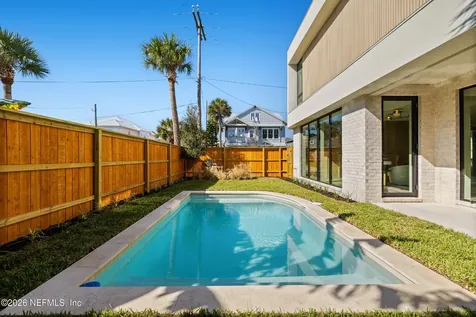 1475 Ocean Boulevard Atlantic Beach FL 32233