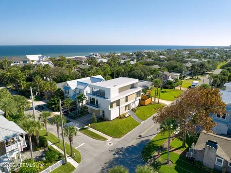 1475 Ocean Boulevard Atlantic Beach FL 32233