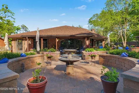 5322 Secluded Oaks Lane Jacksonville FL 32210