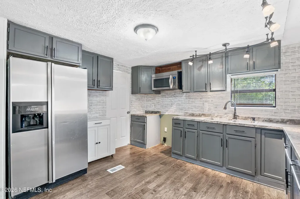 261 Celery Avenue N Jacksonville FL 32220