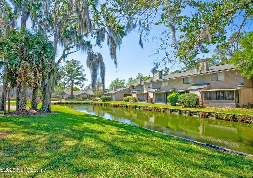 7623 Baymeadows Circle W Jacksonville FL 32256