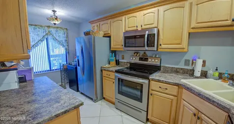 7623 Baymeadows Circle W Jacksonville FL 32256