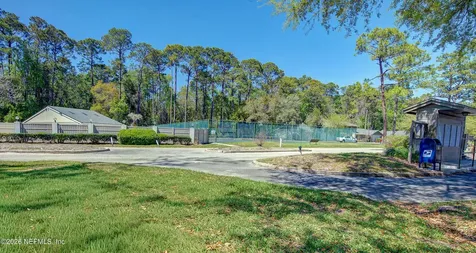 7623 Baymeadows Circle W Jacksonville FL 32256