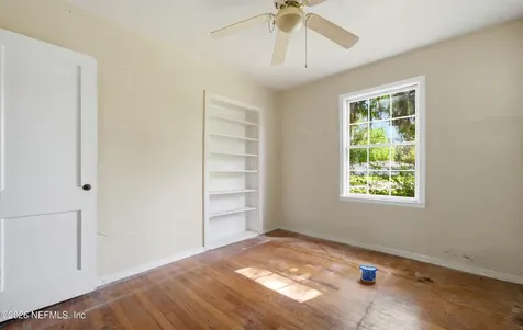 8004 Delaware Avenue Jacksonville FL 32208