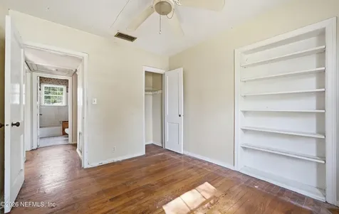 8004 Delaware Avenue Jacksonville FL 32208