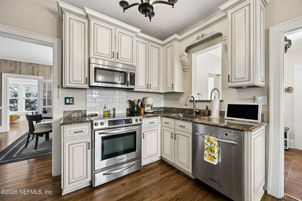 1410 Edgewood Avenue S Jacksonville FL 32205