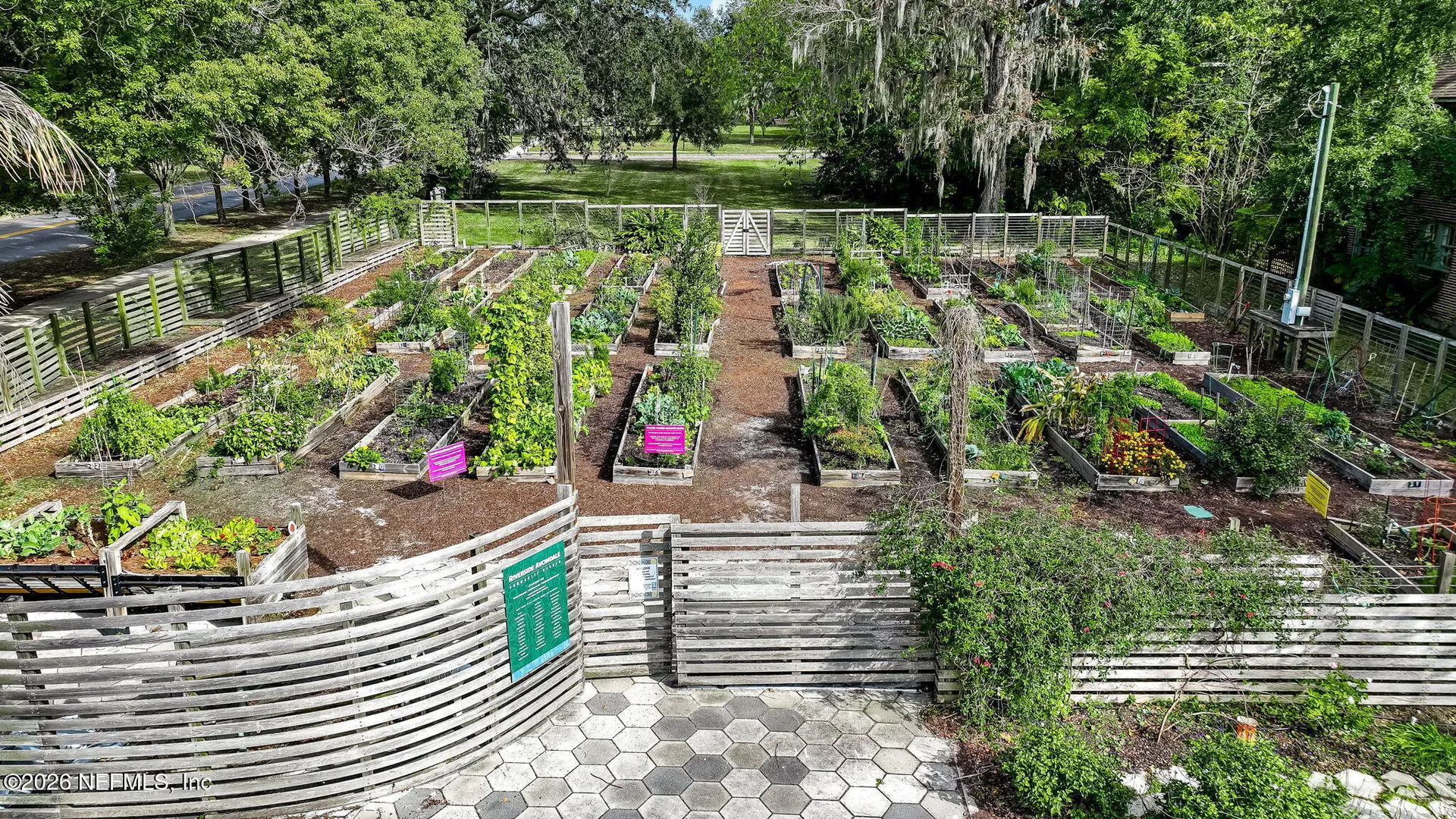 1410 Edgewood Avenue S Jacksonville FL 32205
