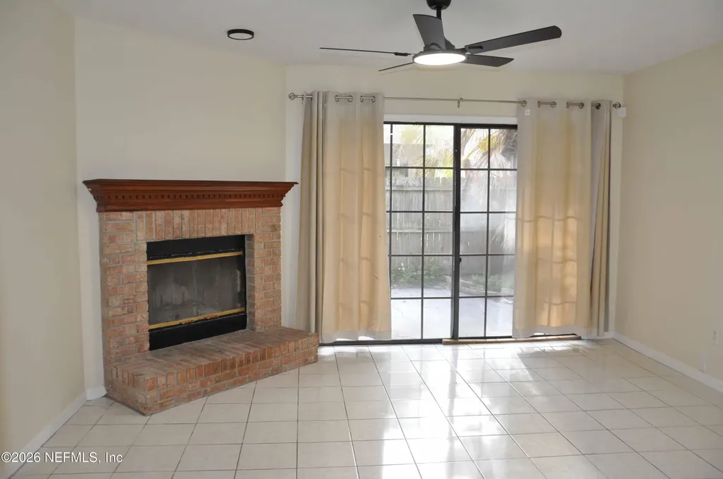 2074 S 2nd Street Jacksonville Beach FL 32250