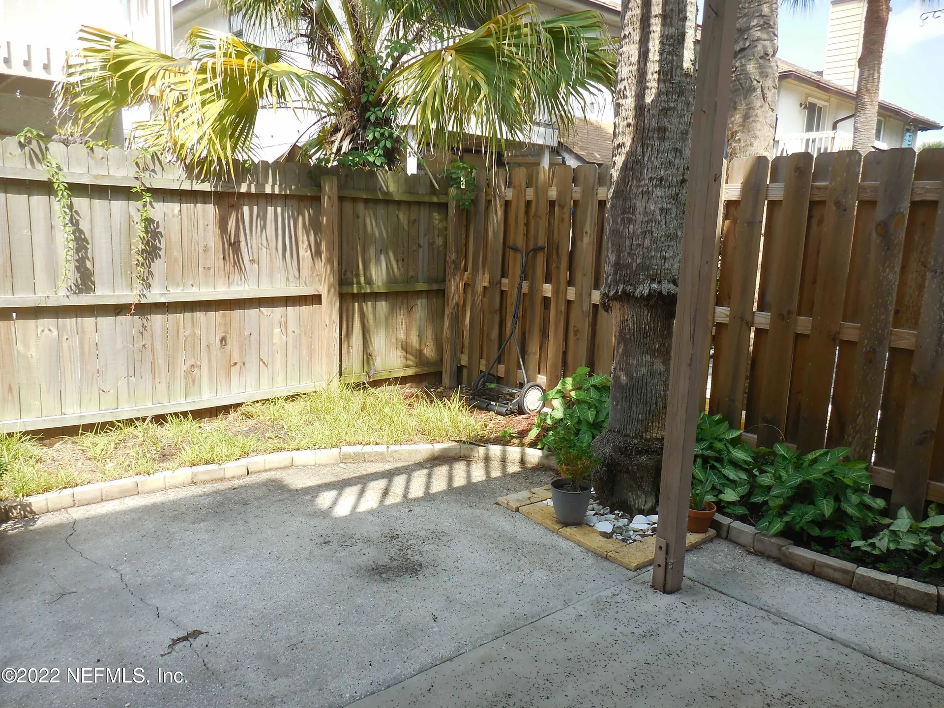 2074 S 2nd Street Jacksonville Beach FL 32250