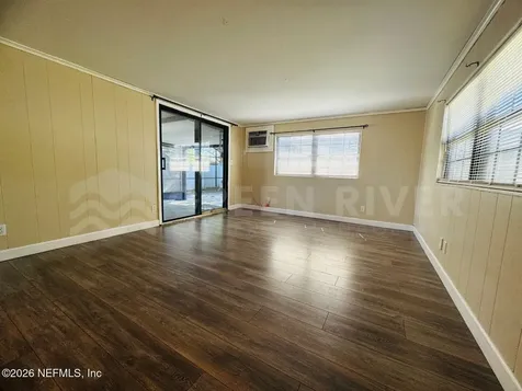 246 Sara Drive Jacksonville FL 32218