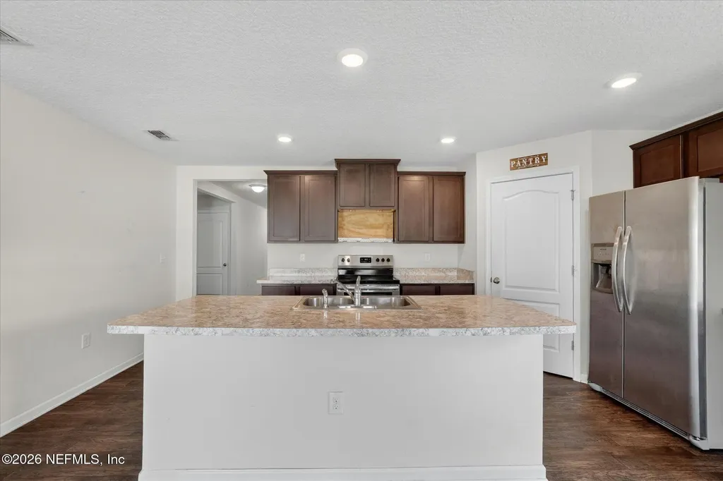 3557 Alta Lakes Boulevard Jacksonville FL 32226
