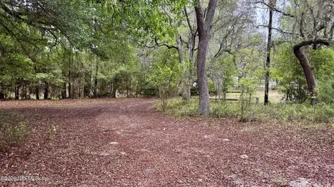 116 James Avenue Interlachen FL 32148