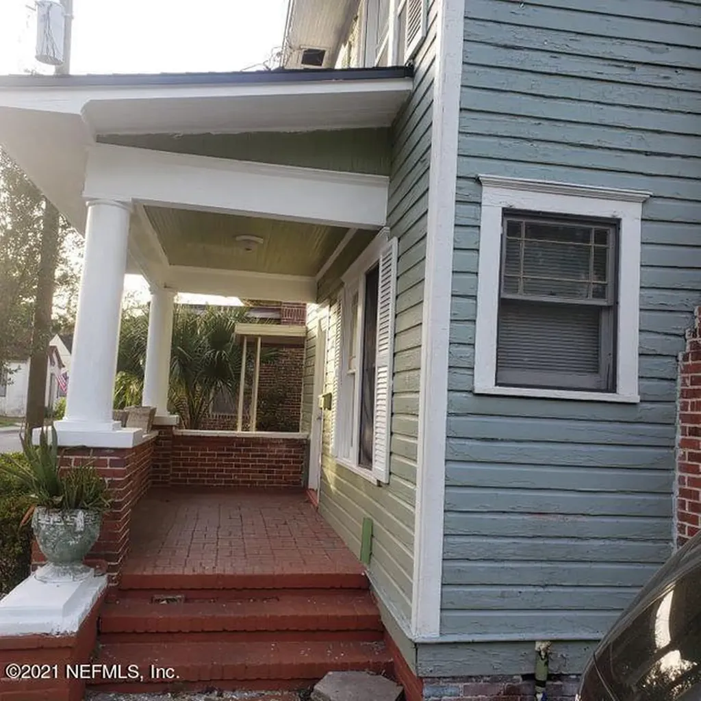 2575 Haldumar Terrace Jacksonville FL 32204