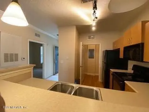 8290 Gate Parkway W Jacksonville FL 32216