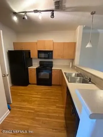 8290 Gate Parkway W Jacksonville FL 32216