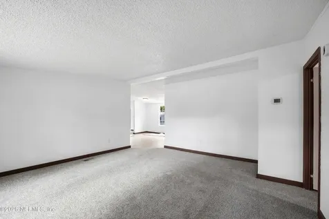 4318 Deerfield Circle W Macclenny FL 32063
