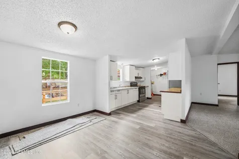 4318 Deerfield Circle W Macclenny FL 32063