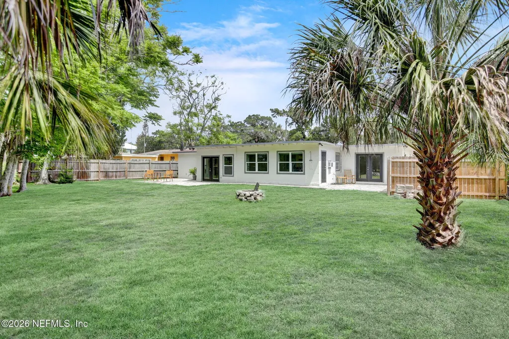 25 Coquina Avenue St. Augustine FL 32080