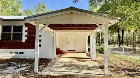 1942 State Road 20 Hawthorne FL 32640