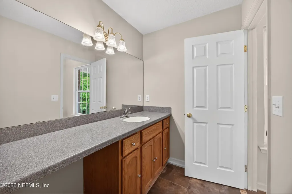8724 Gum Street Jacksonville FL 32244