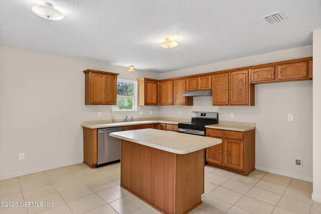 8724 Gum Street Jacksonville FL 32244