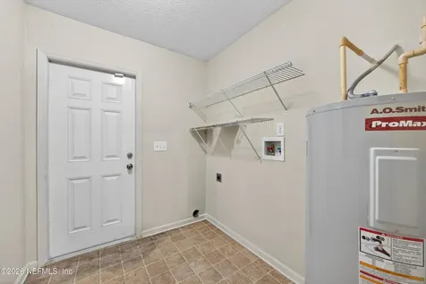 8724 Gum Street Jacksonville FL 32244