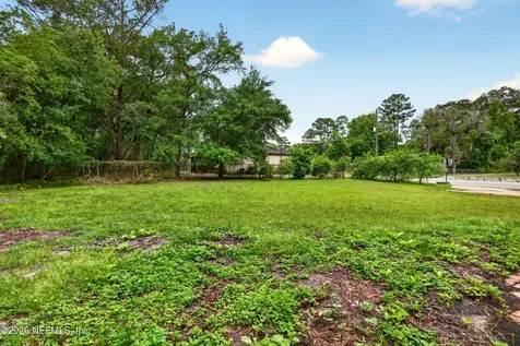 8724 Gum Street Jacksonville FL 32244