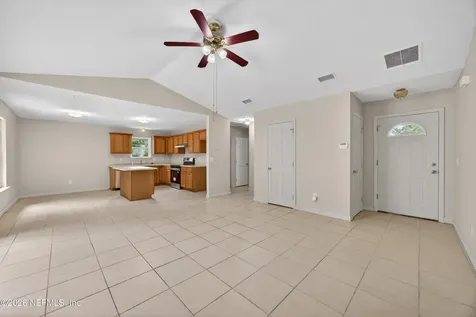 8724 Gum Street Jacksonville FL 32244