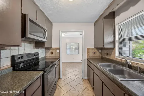 2839 Loran Drive N Jacksonville FL 32216