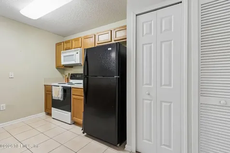 6075 Maggies Circle Jacksonville FL 32244
