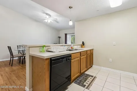 6075 Maggies Circle Jacksonville FL 32244