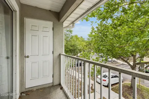 6075 Maggies Circle Jacksonville FL 32244