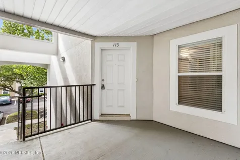 6075 Maggies Circle Jacksonville FL 32244
