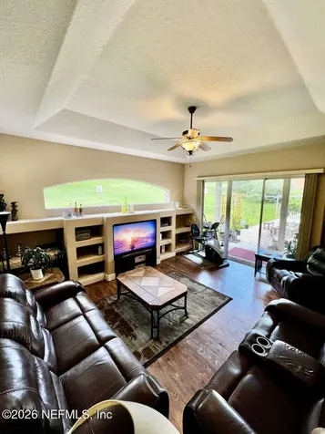 16325 Magnolia Bluff Drive Montverde FL 34756