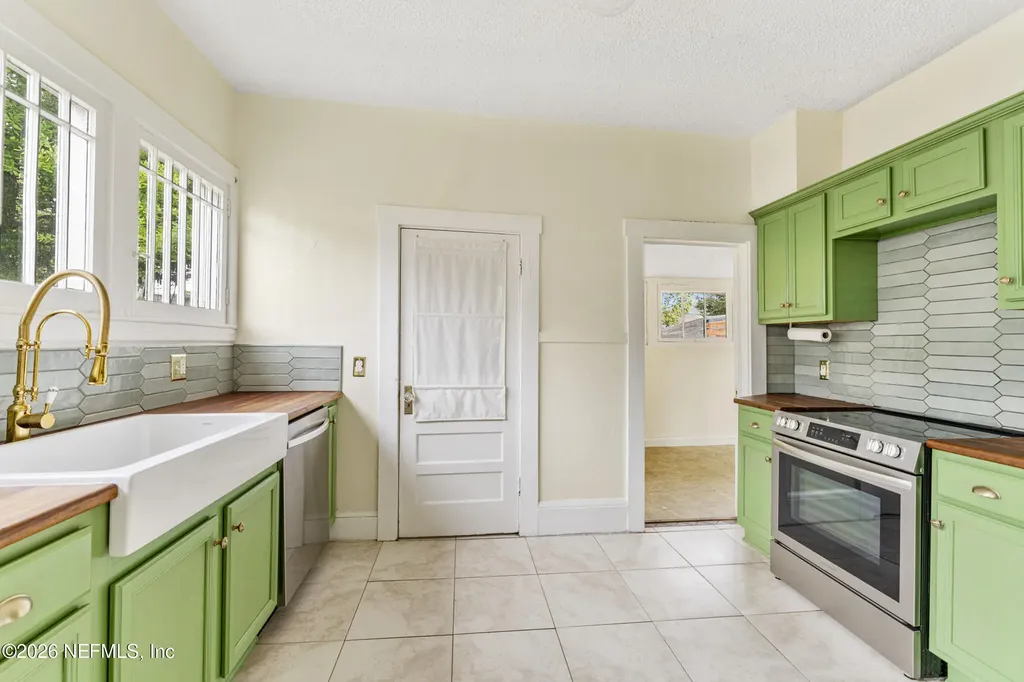 4531 Attleboro Street Jacksonville FL 32205