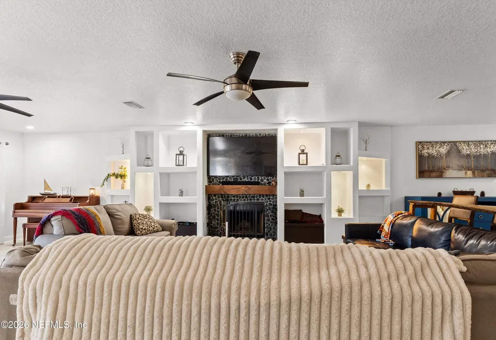 14 Whetstone Lane Palm Coast FL 32164