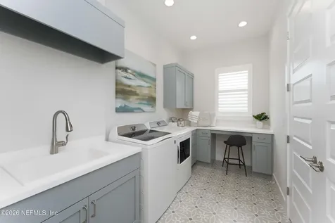 274 N Roscoe Boulevard Ponte Vedra Beach FL 32082
