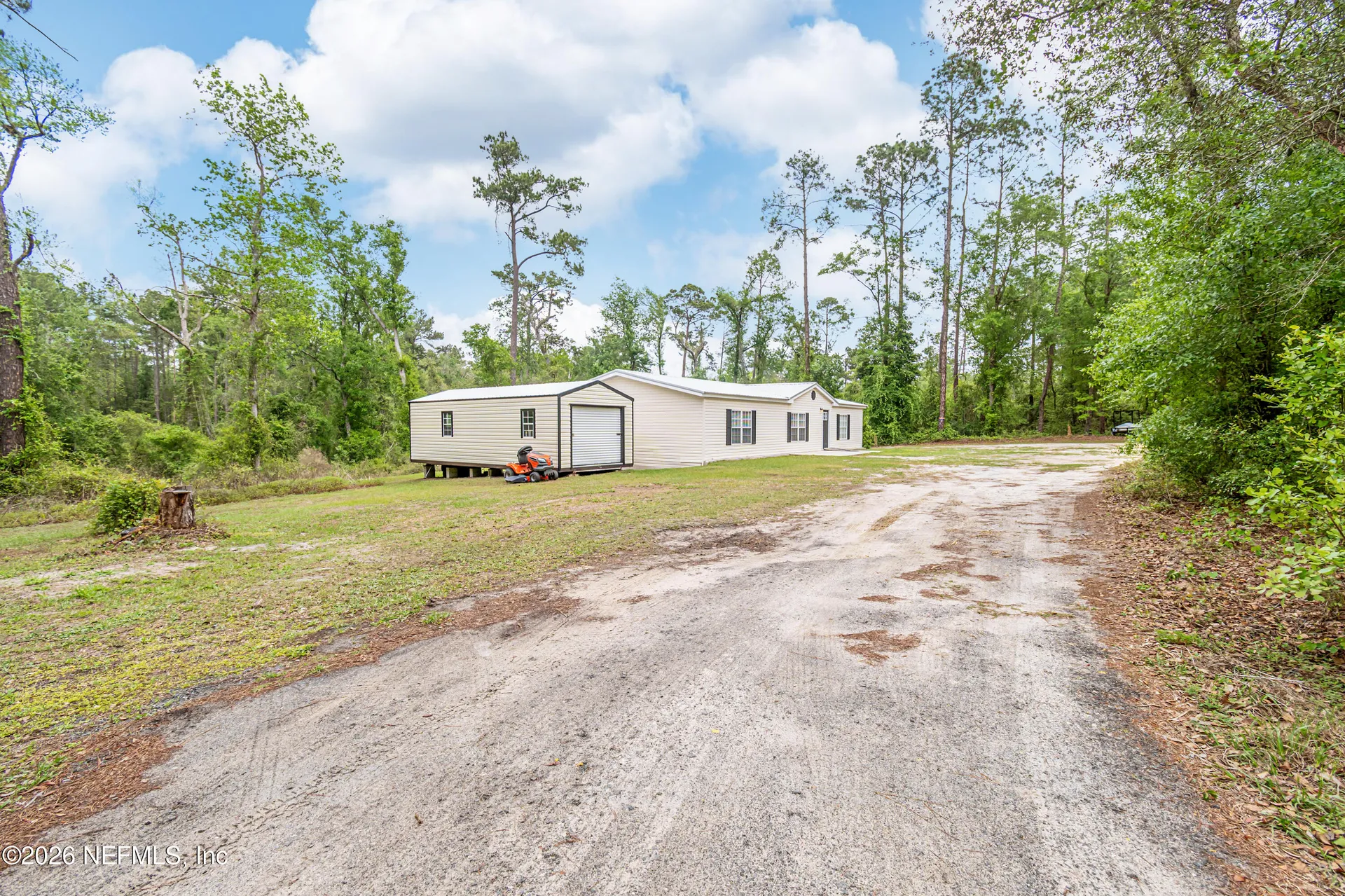 10543 Oak Hill Road Glen St. Mary FL 32040