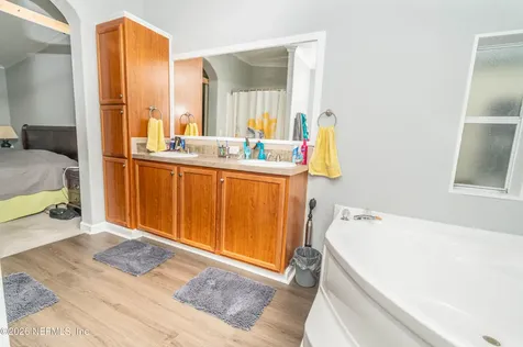 10543 Oak Hill Road Glen St. Mary FL 32040