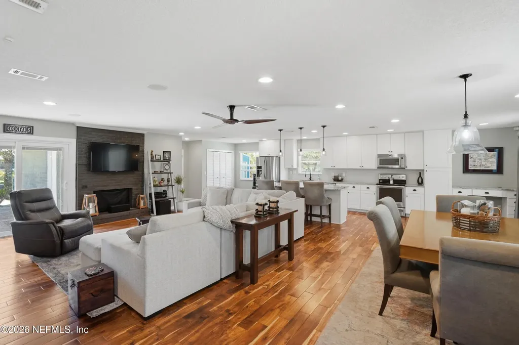 2439 Pirate Court Jacksonville FL 32224